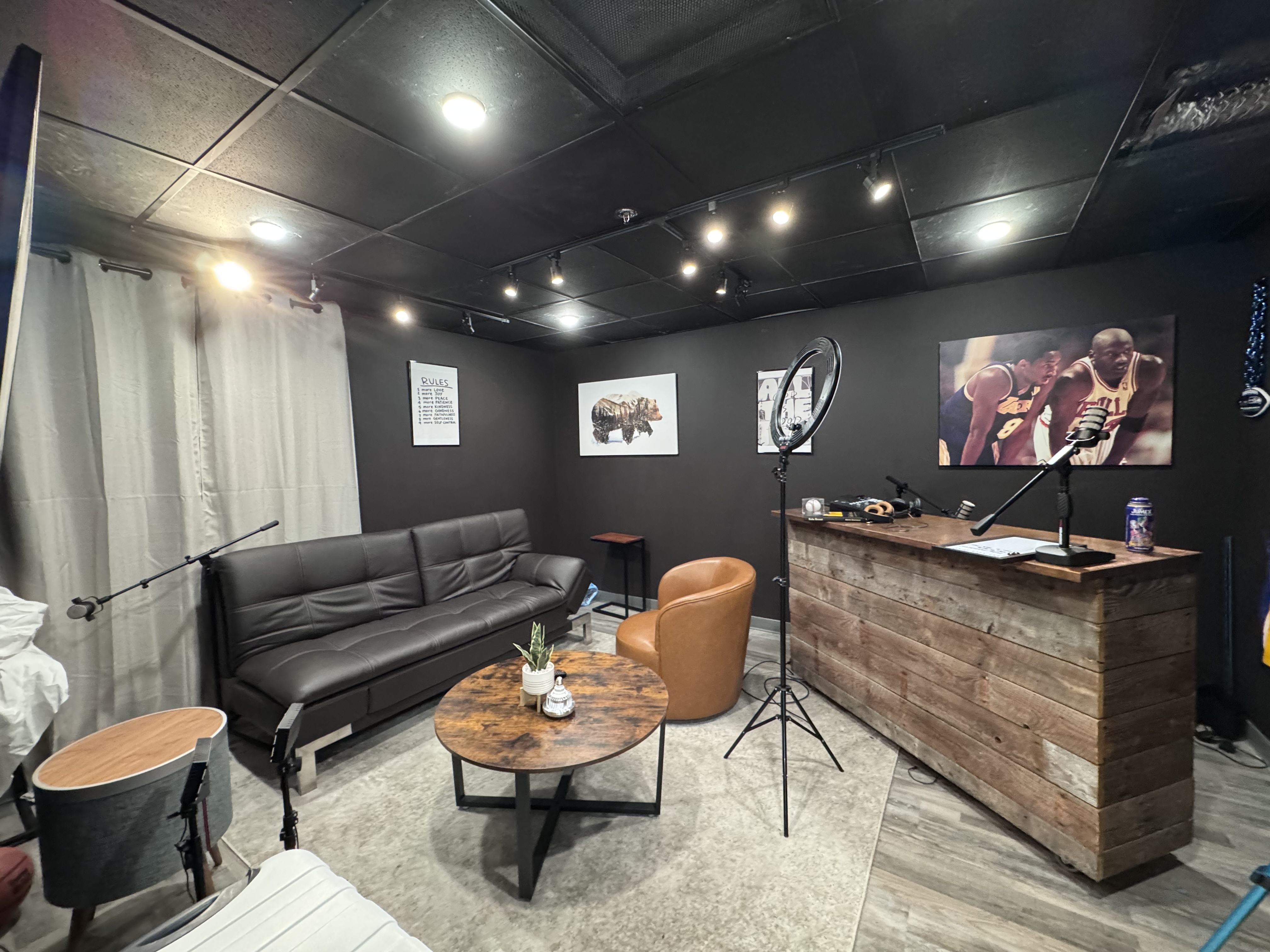 Studio 2